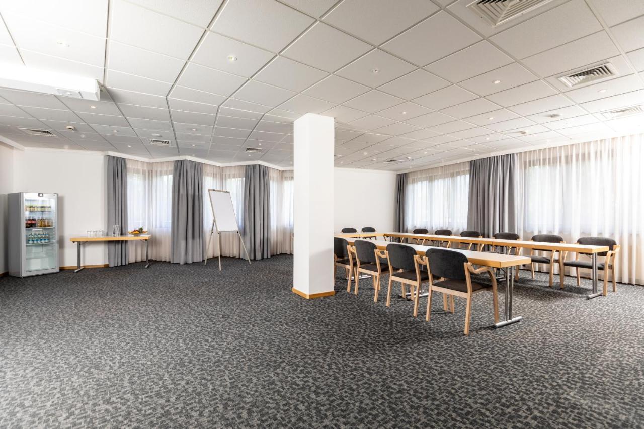 קראמסאך Hotel Sonnenuhr מראה חיצוני תמונה